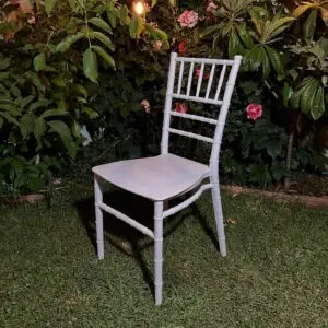 silla chiavari blanca